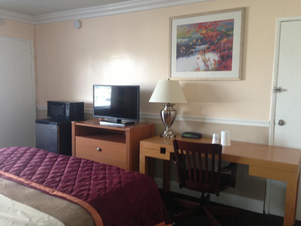 Americas Best Value Inn - Downtown Oakland/Lake Merritt Habitación foto