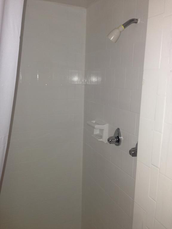 Americas Best Value Inn - Downtown Oakland/Lake Merritt Habitación foto